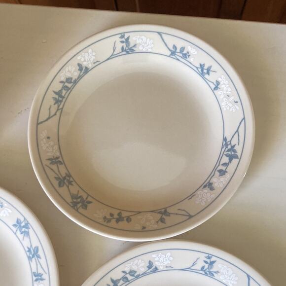 Vintage Corelle “First of Spring” Dessert Plates, Set of 4 - Picture 4 of 8